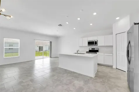 243 Hayley Street Winter Haven FL 33884