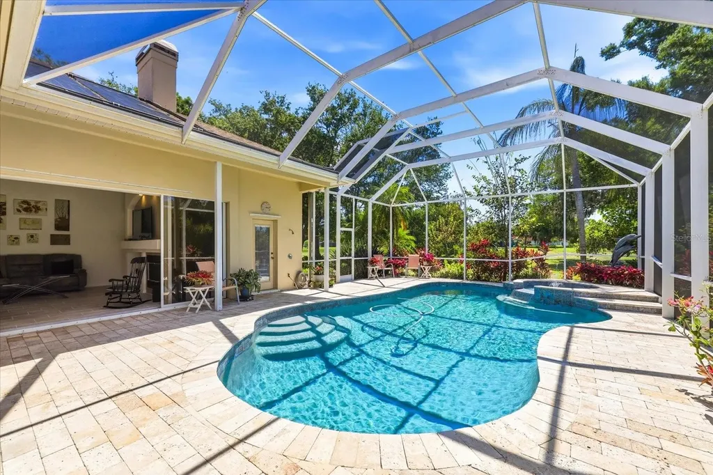 10010 Cherry Hills Avenue Circle Bradenton FL 34202