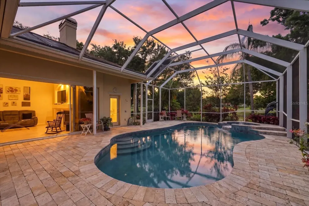 10010 Cherry Hills Avenue Circle Bradenton FL 34202