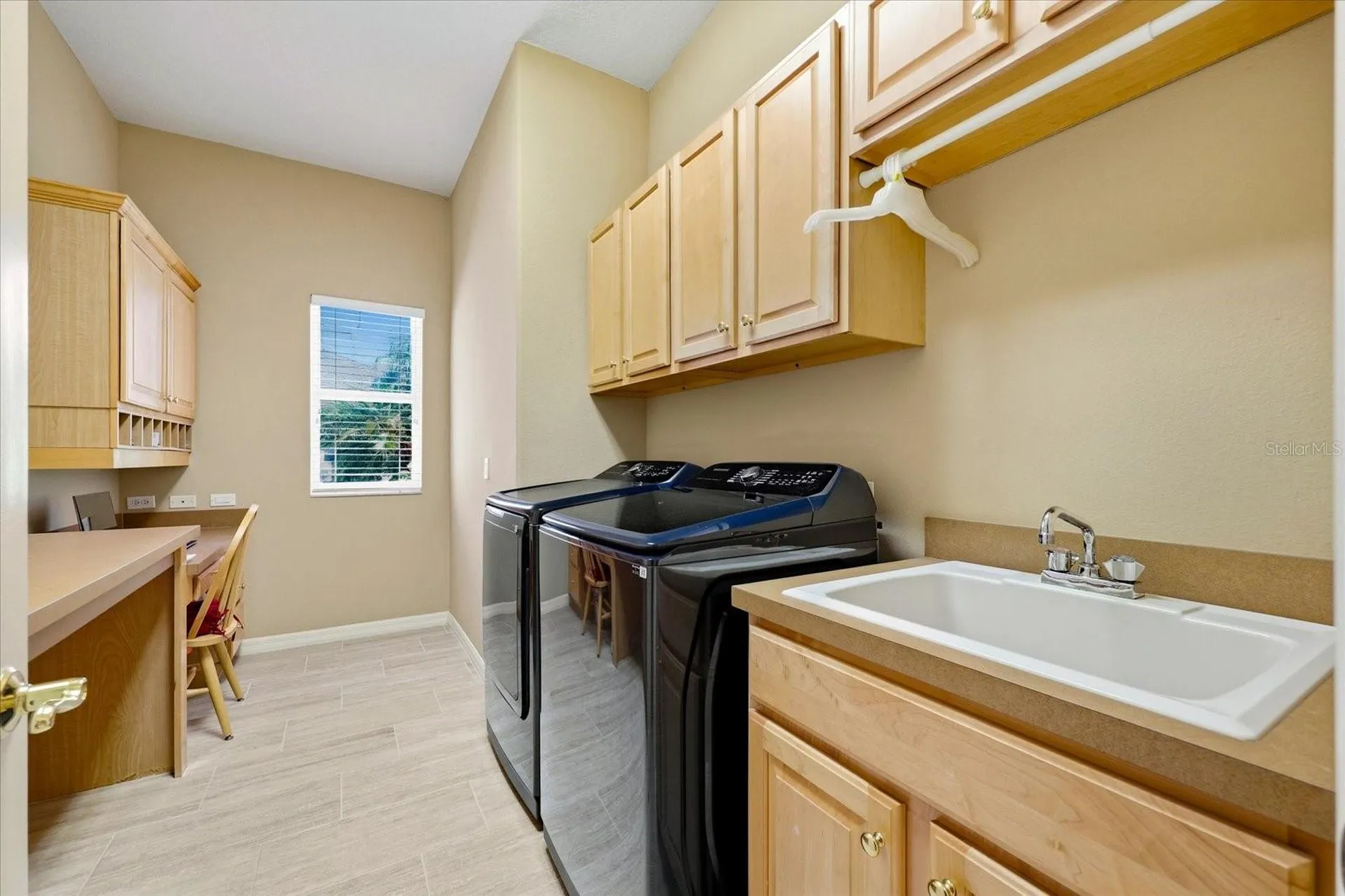 10010 Cherry Hills Avenue Circle Bradenton FL 34202