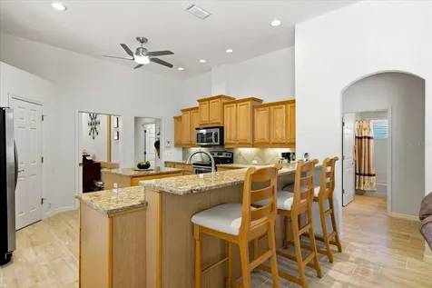10010 Cherry Hills Avenue Circle Bradenton FL 34202