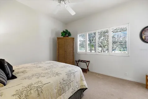 10010 Cherry Hills Avenue Circle Bradenton FL 34202