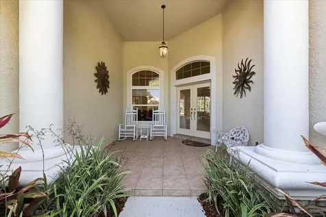 10010 Cherry Hills Avenue Circle Bradenton FL 34202
