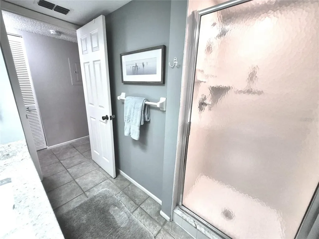 50 Woodlake Place Oldsmar FL 34677