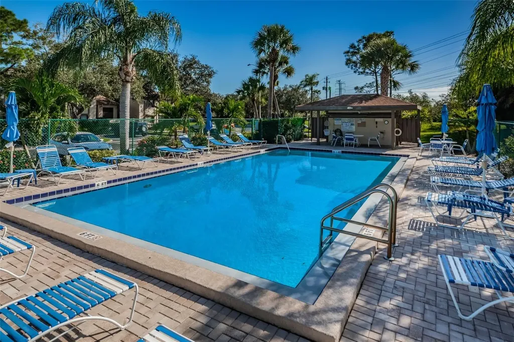 50 Woodlake Place Oldsmar FL 34677