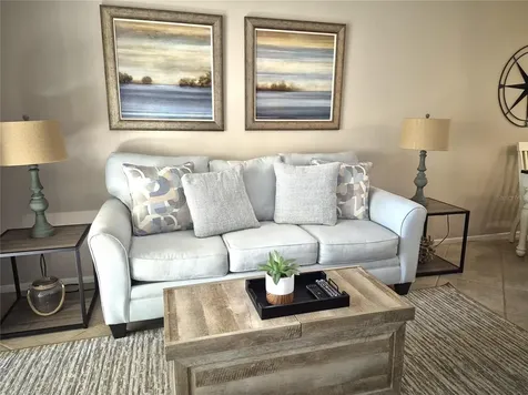 50 Woodlake Place Oldsmar FL 34677