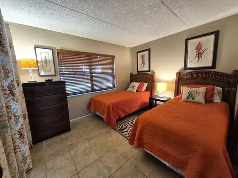 50 Woodlake Place Oldsmar FL 34677