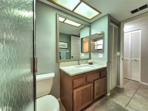50 Woodlake Place Oldsmar FL 34677