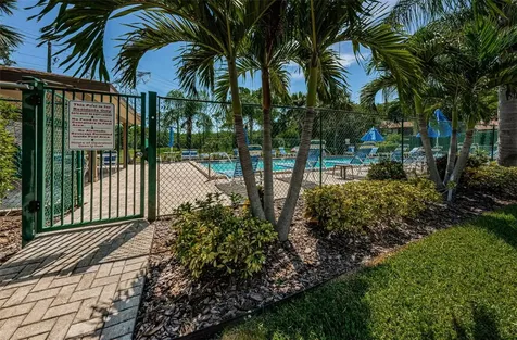 50 Woodlake Place Oldsmar FL 34677