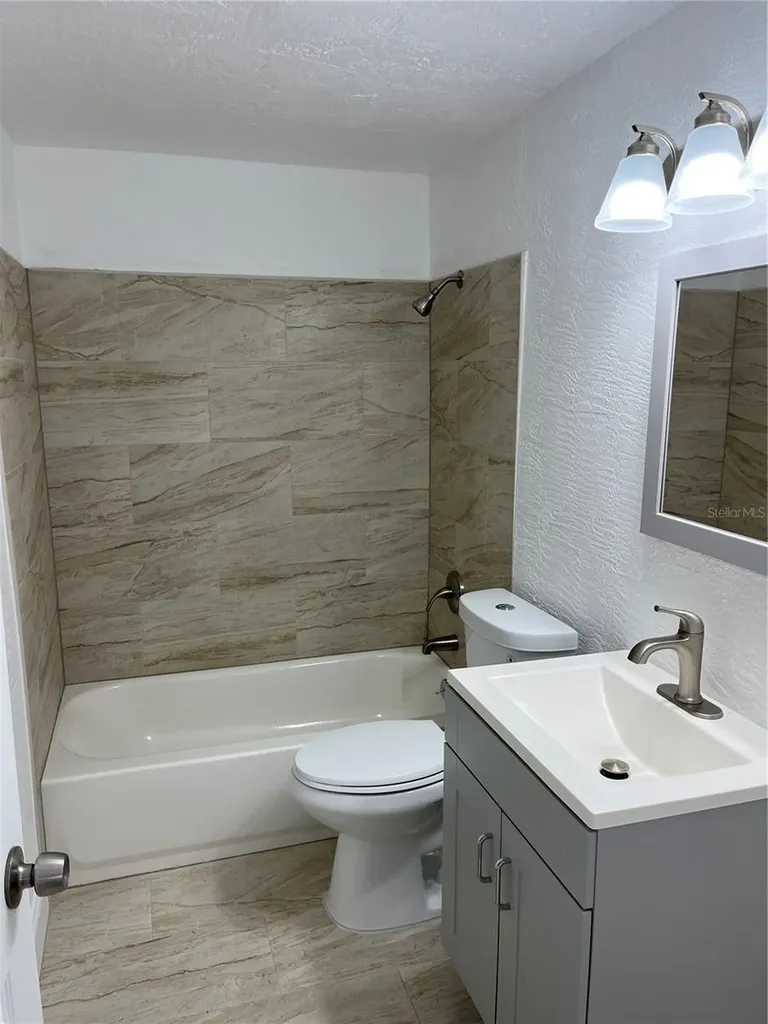 615 Dora Street New Smyrna Beach FL 32168