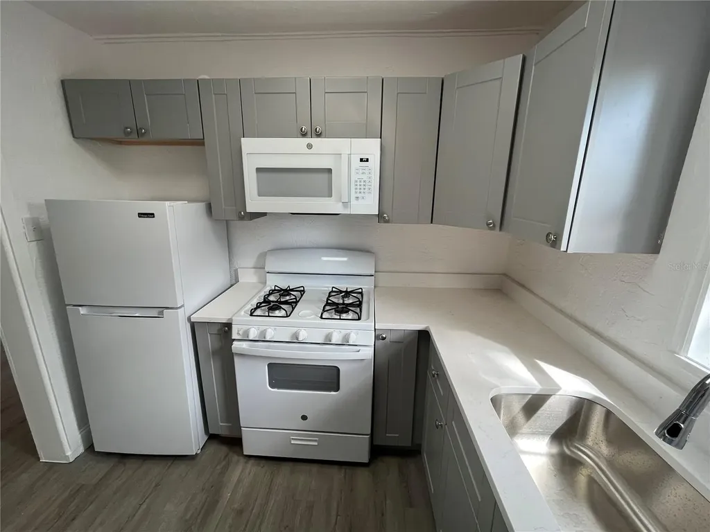 615 Dora Street New Smyrna Beach FL 32168