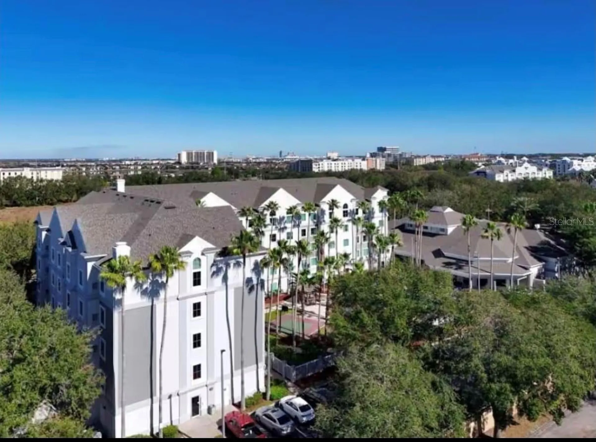8303 Palm Parkway Orlando FL 32836