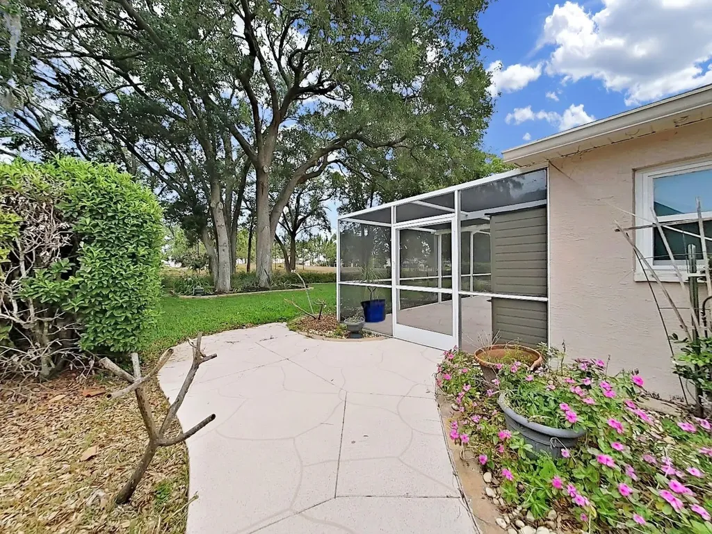 9133 Tournament Drive Hudson FL 34667