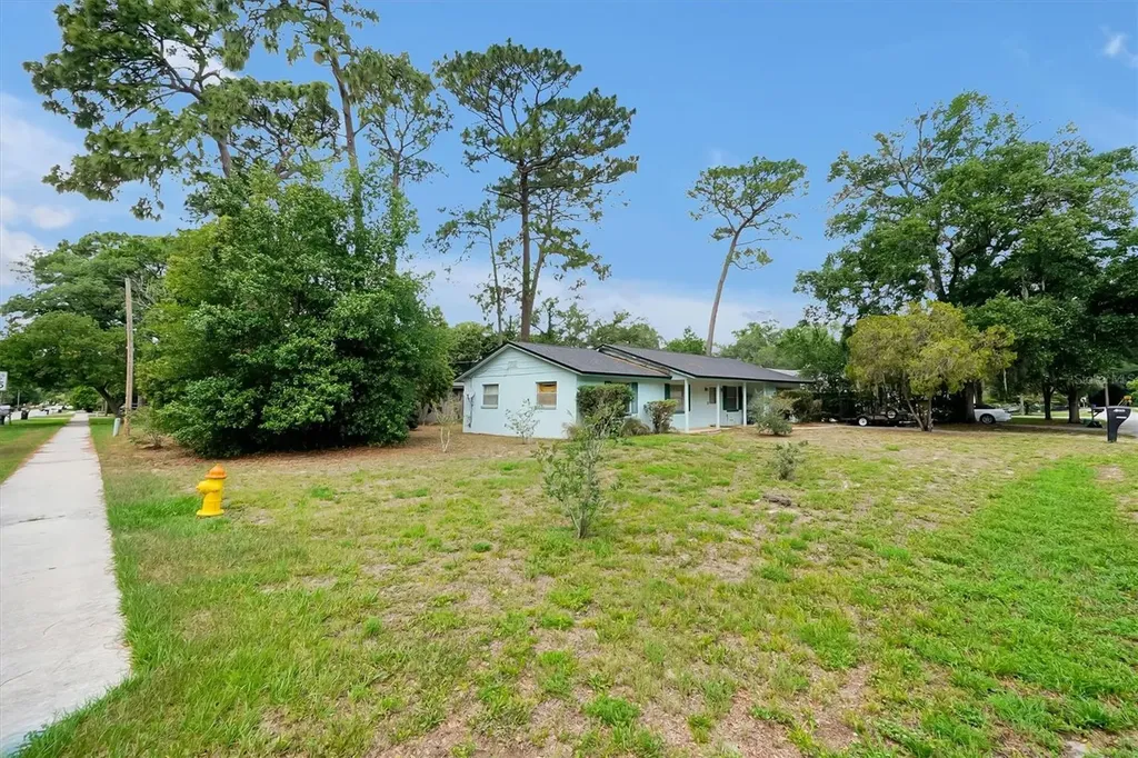 1302 Pressview Avenue Altamonte Springs FL 32701