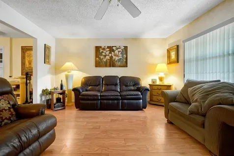 1302 Pressview Avenue Altamonte Springs FL 32701
