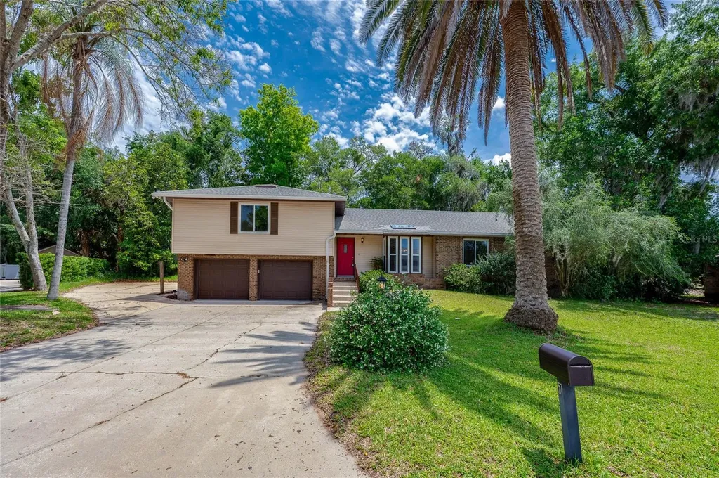 7 Waterfront Court Ormond Beach FL 32174
