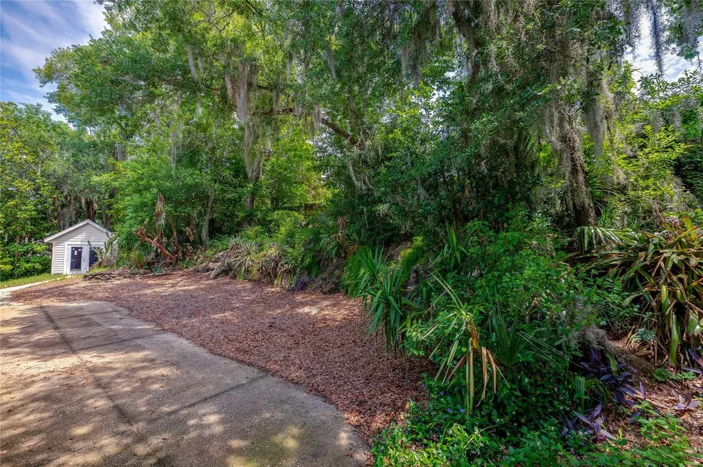7 Waterfront Court Ormond Beach FL 32174