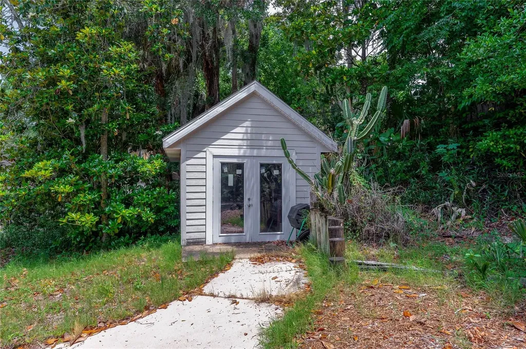 7 Waterfront Court Ormond Beach FL 32174