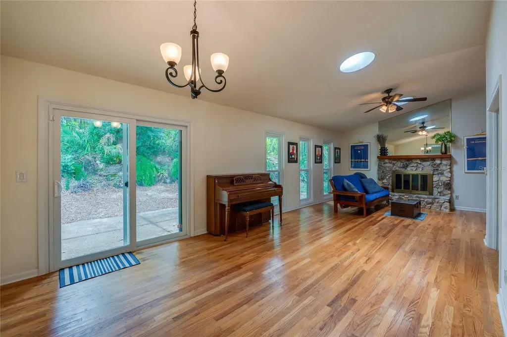7 Waterfront Court Ormond Beach FL 32174