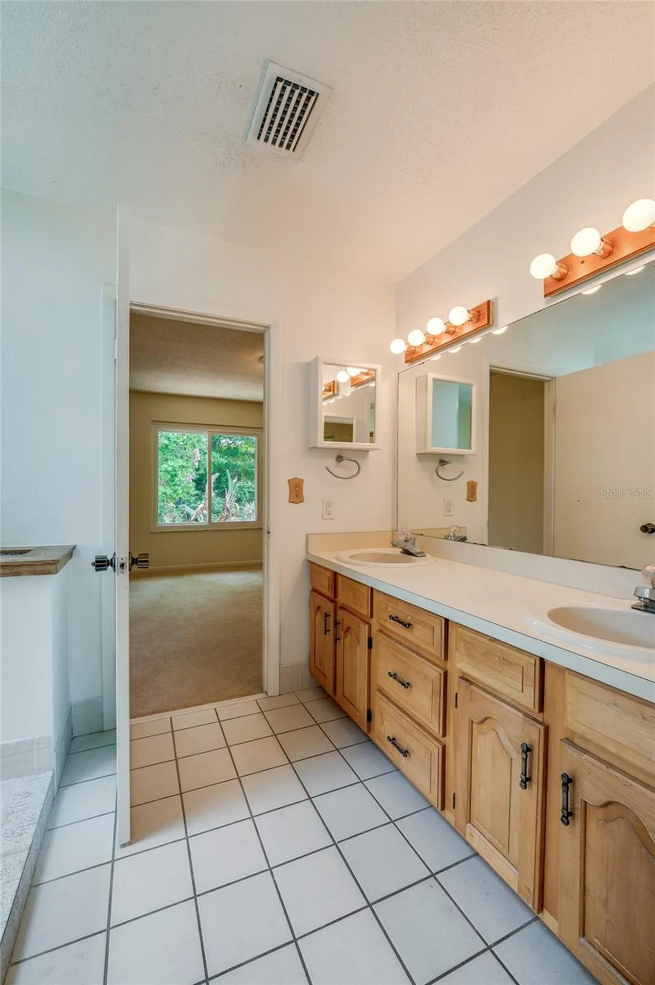 7 Waterfront Court Ormond Beach FL 32174