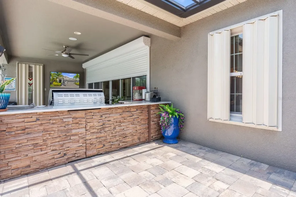 7702 Paradiso Drive Apollo Beach FL 33572