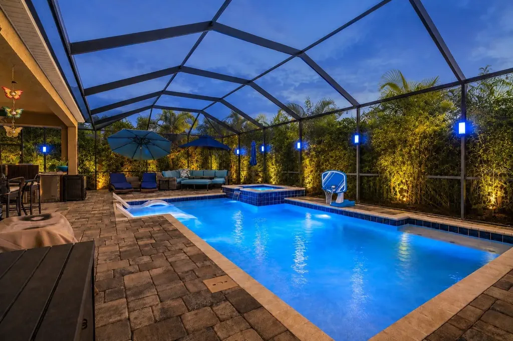 7702 Paradiso Drive Apollo Beach FL 33572
