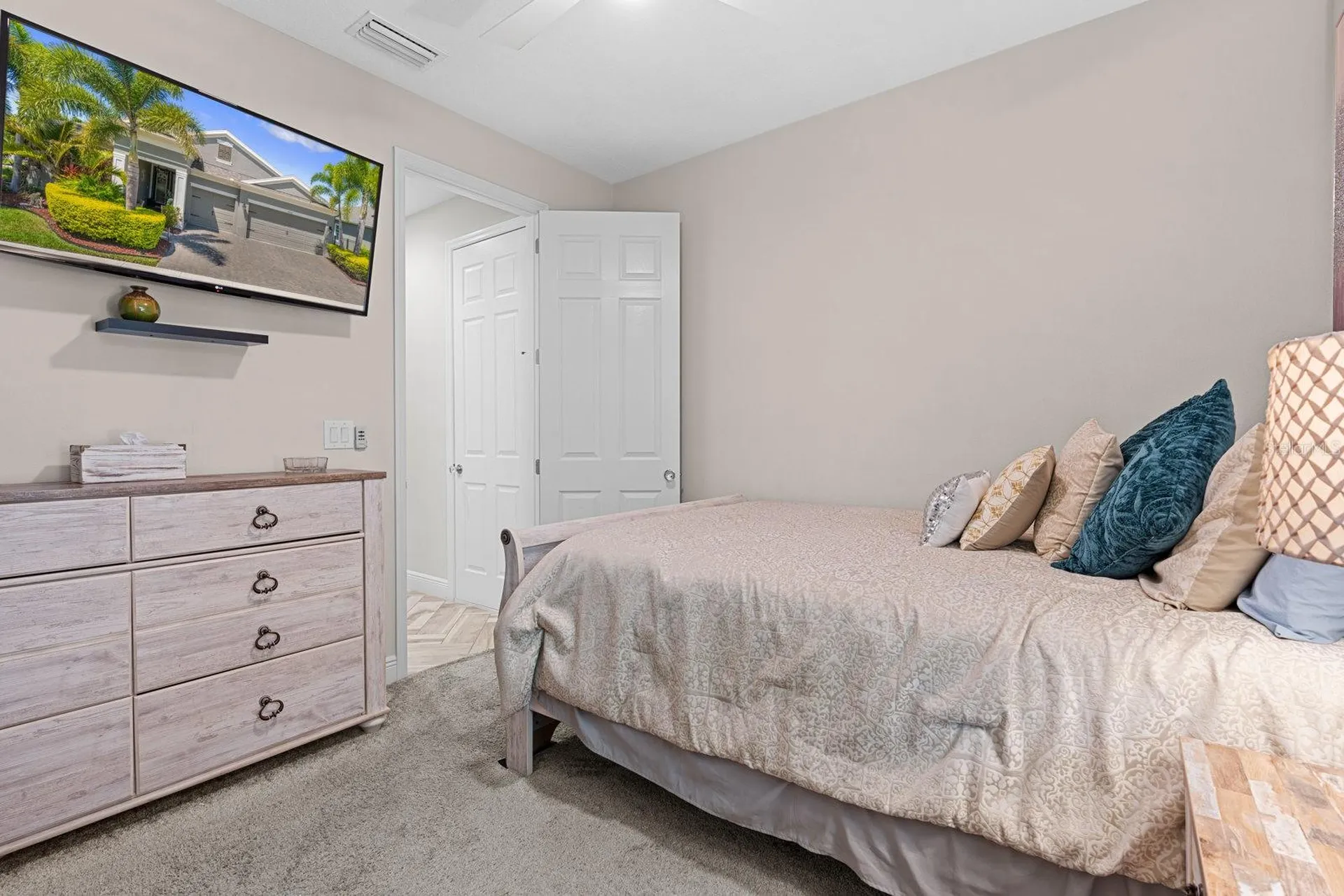 7702 Paradiso Drive Apollo Beach FL 33572