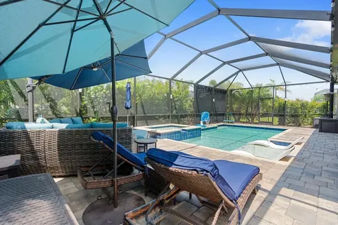7702 Paradiso Drive Apollo Beach FL 33572