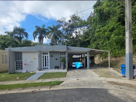 J-7 Juan Carrion Las Piedras PR 00771