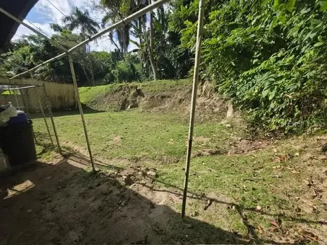 J-7 Juan Carrion Las Piedras PR 00771