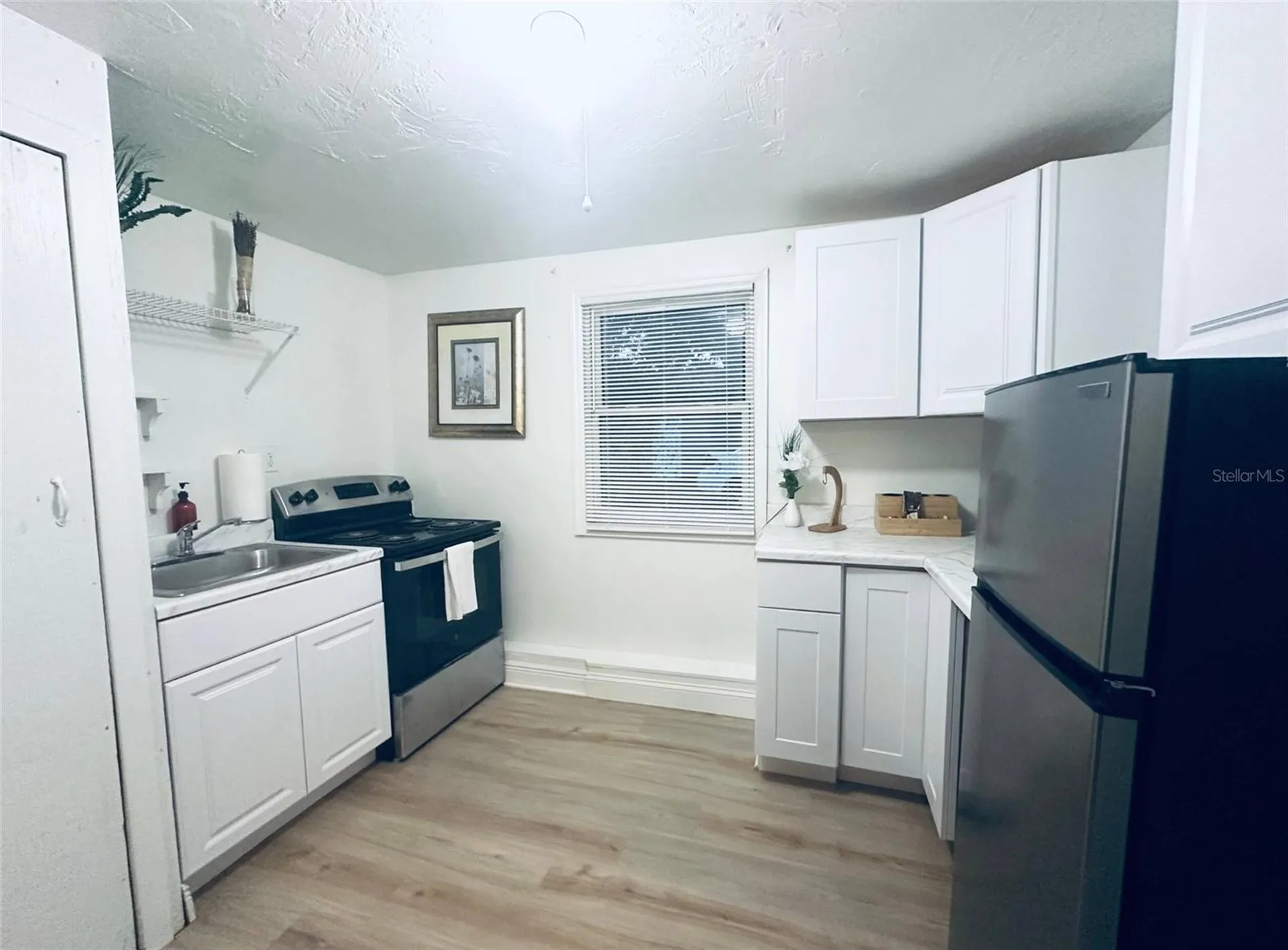 4811 Emerson Avenue S St Petersburg FL 33711