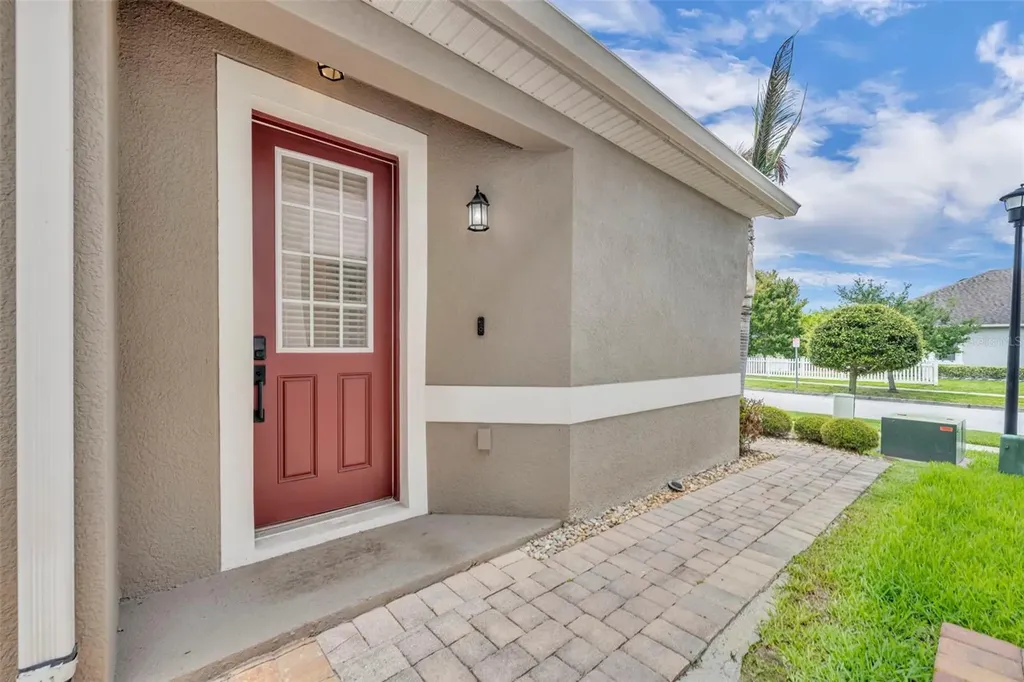2548 Nouveau Way Kissimmee FL 34741