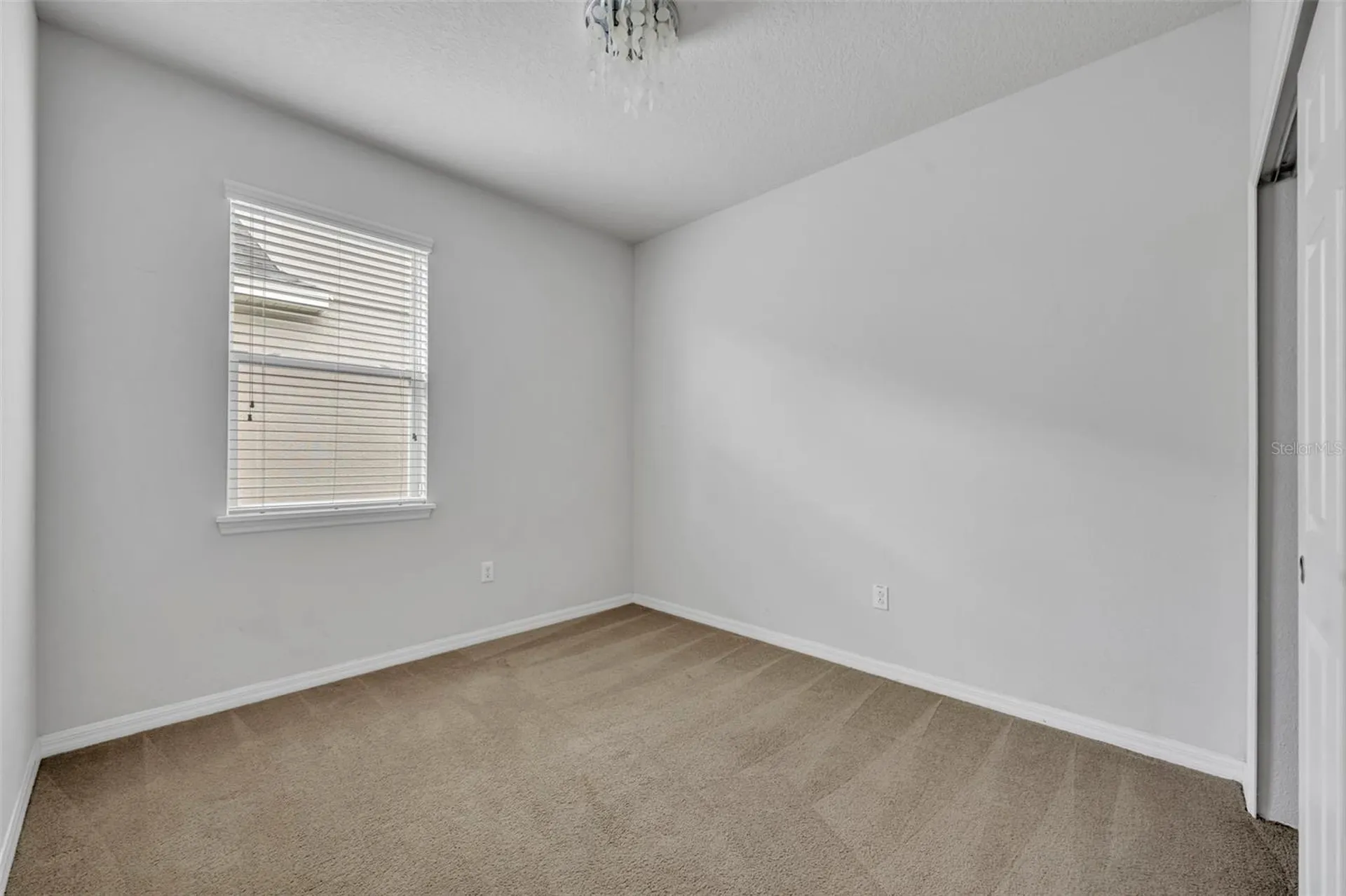 2548 Nouveau Way Kissimmee FL 34741