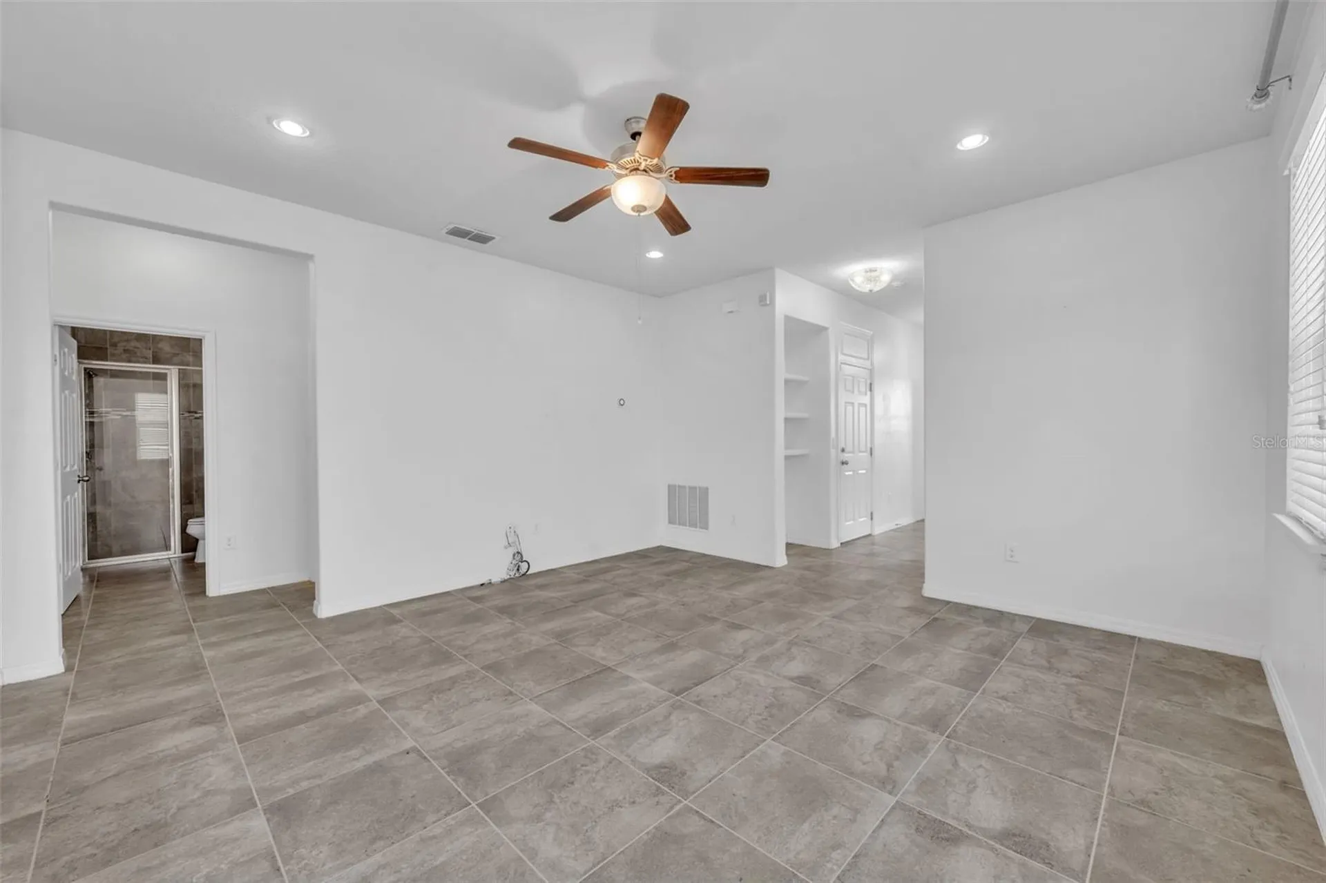 2548 Nouveau Way Kissimmee FL 34741