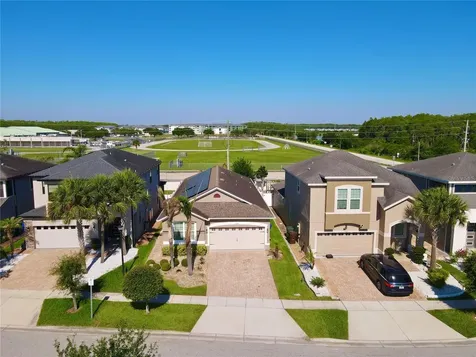 2548 Nouveau Way Kissimmee FL 34741