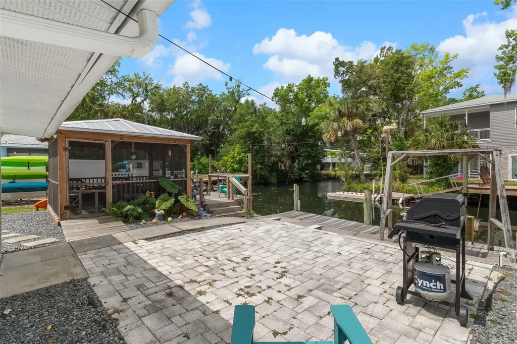 6245 Waverly Road Weeki Wachee FL 34607