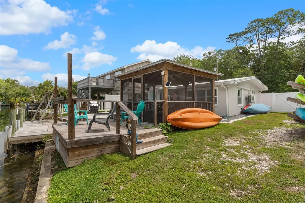 6245 Waverly Road Weeki Wachee FL 34607