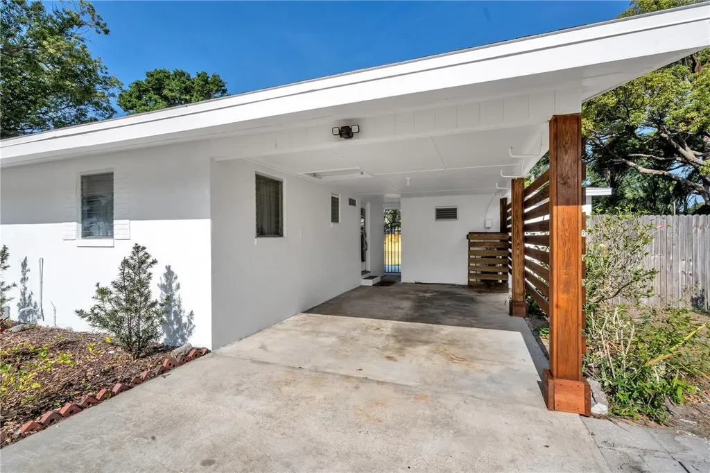 1966 Trotter Road Largo FL 33774