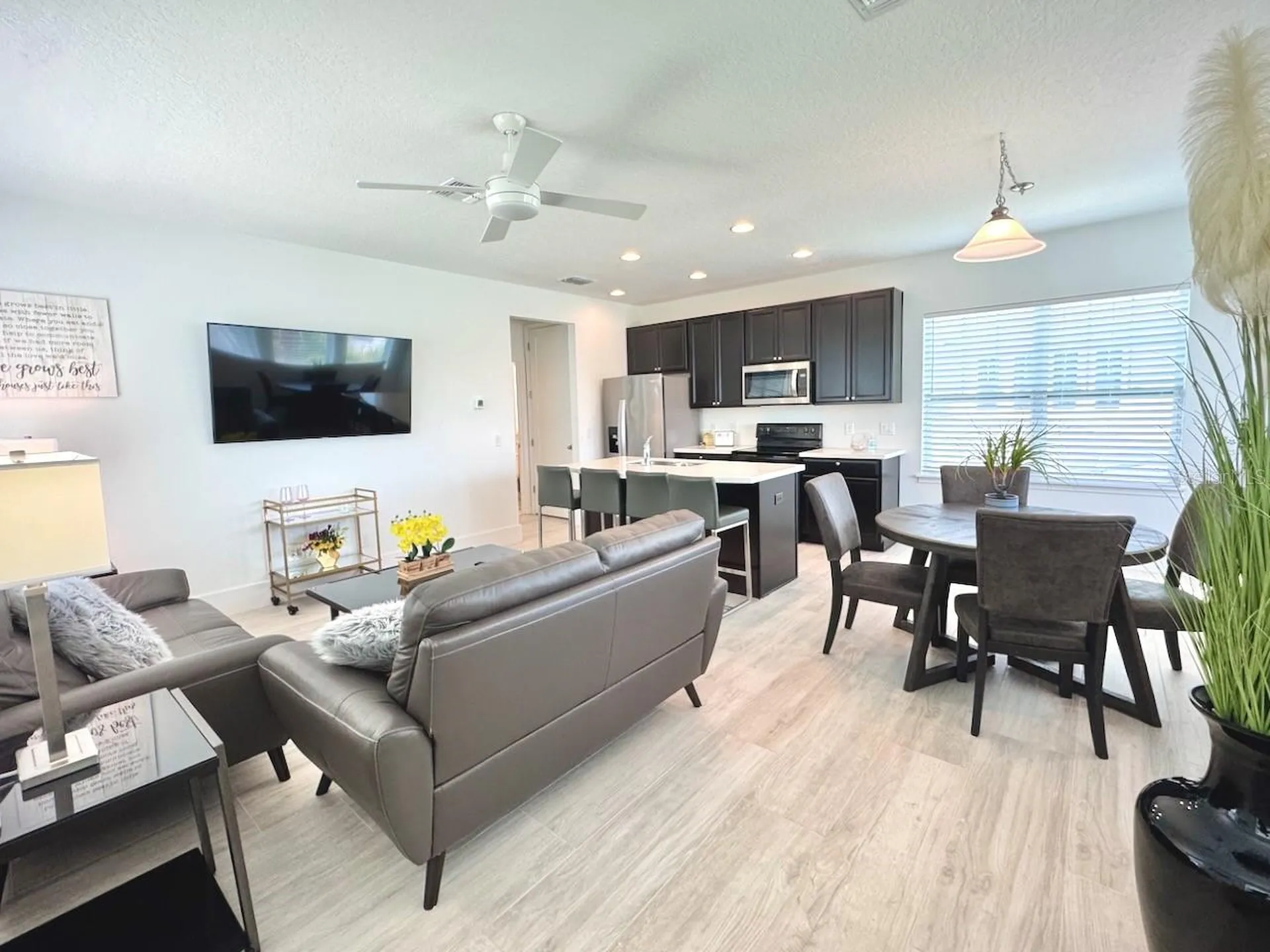 8720 Reymont Street Orlando FL 32827