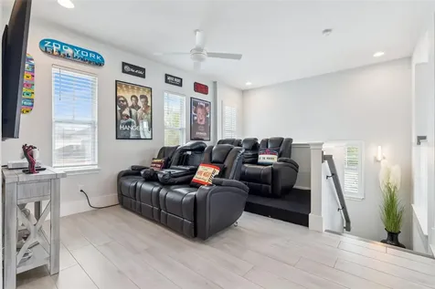 8720 Reymont Street Orlando FL 32827