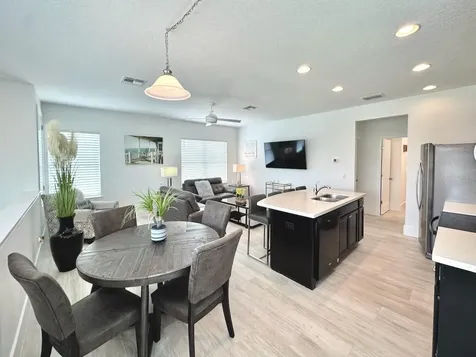 8720 Reymont Street Orlando FL 32827