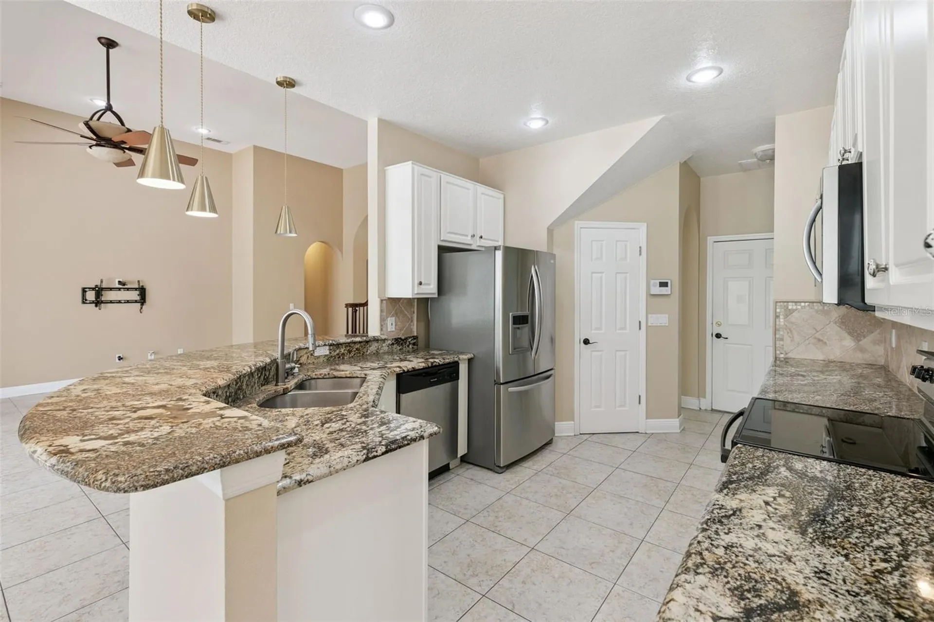 7670 Milano Drive Orlando FL 32835