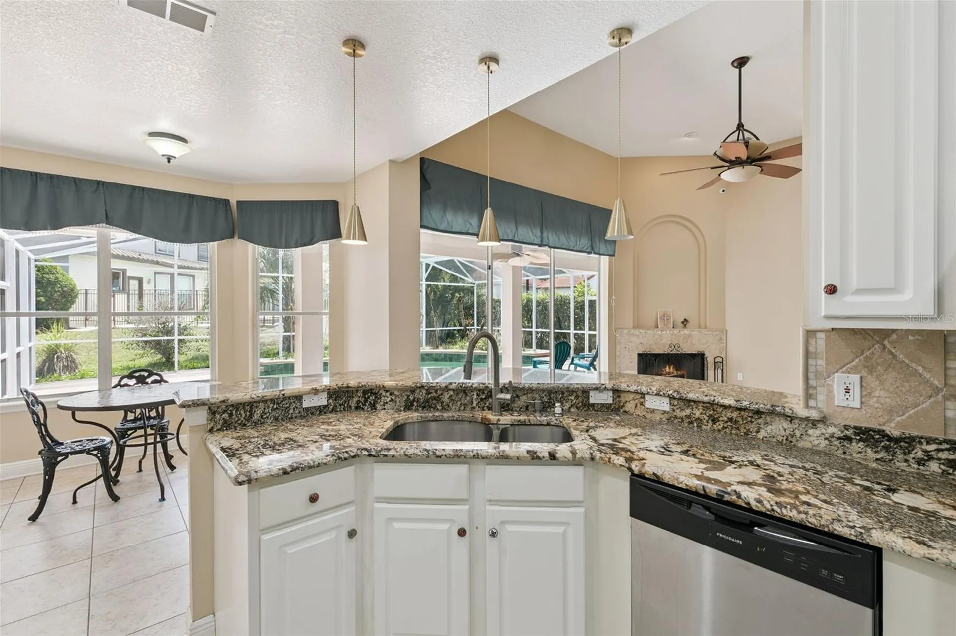 7670 Milano Drive Orlando FL 32835