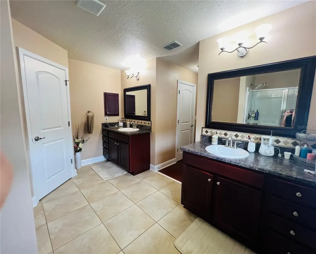 36 Woodbury Drive Palm Coast FL 32164