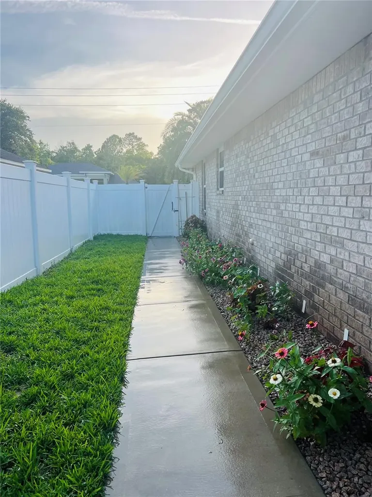 36 Woodbury Drive Palm Coast FL 32164