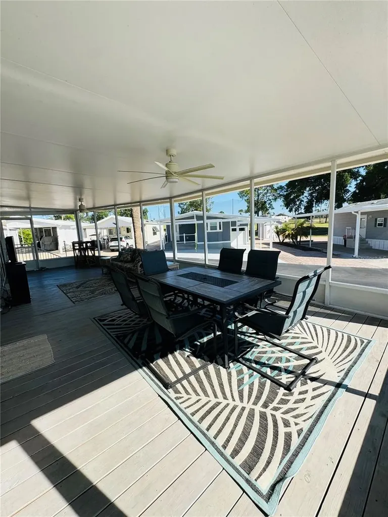 42769 Highway 27 Davenport FL 33837