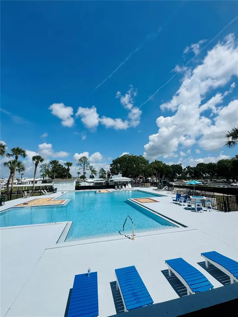 42769 Highway 27 Davenport FL 33837