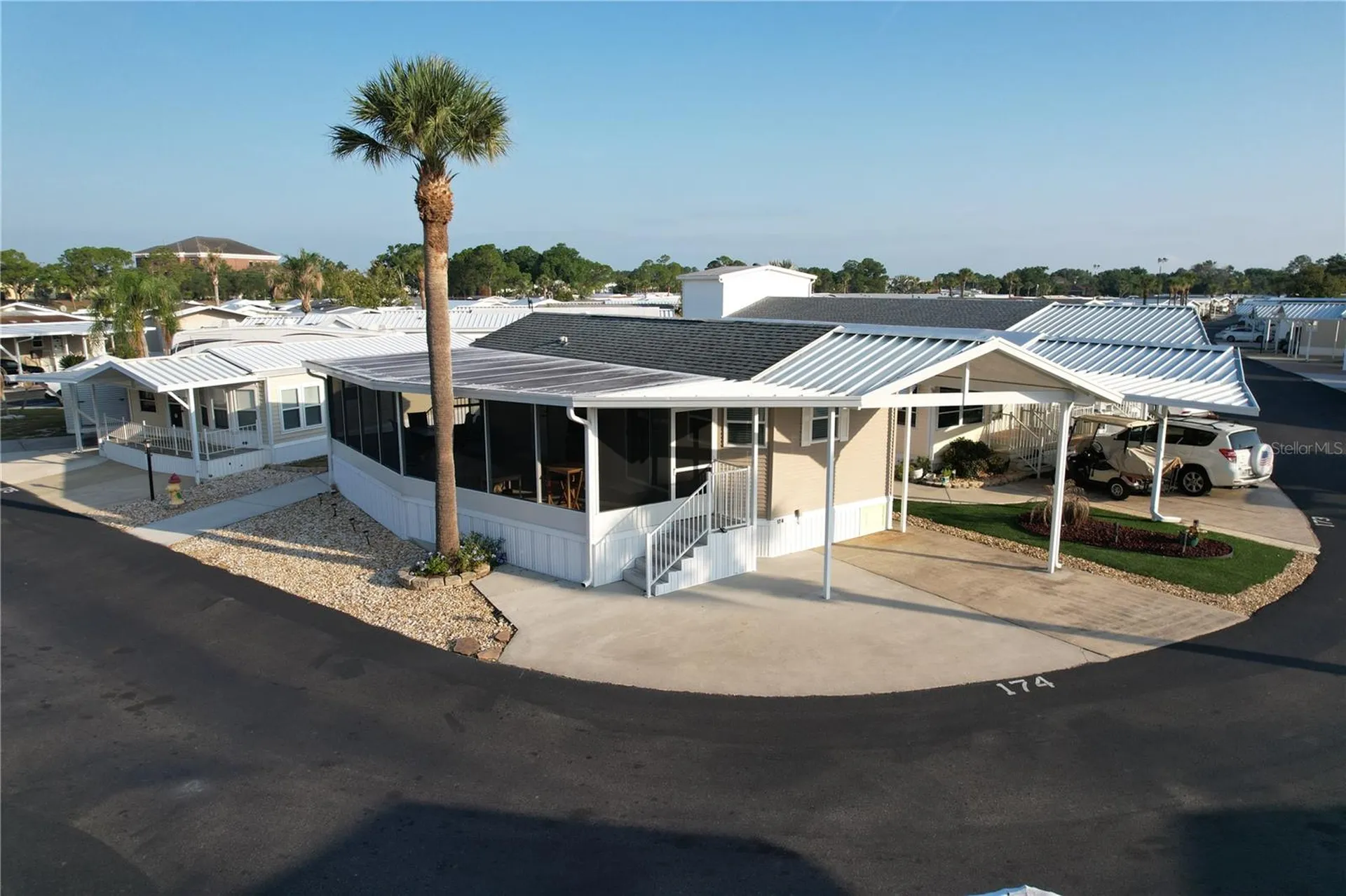 42769 Highway 27 Davenport FL 33837