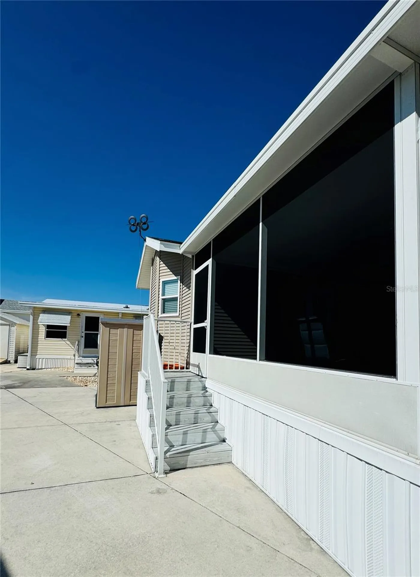42769 Highway 27 Davenport FL 33837