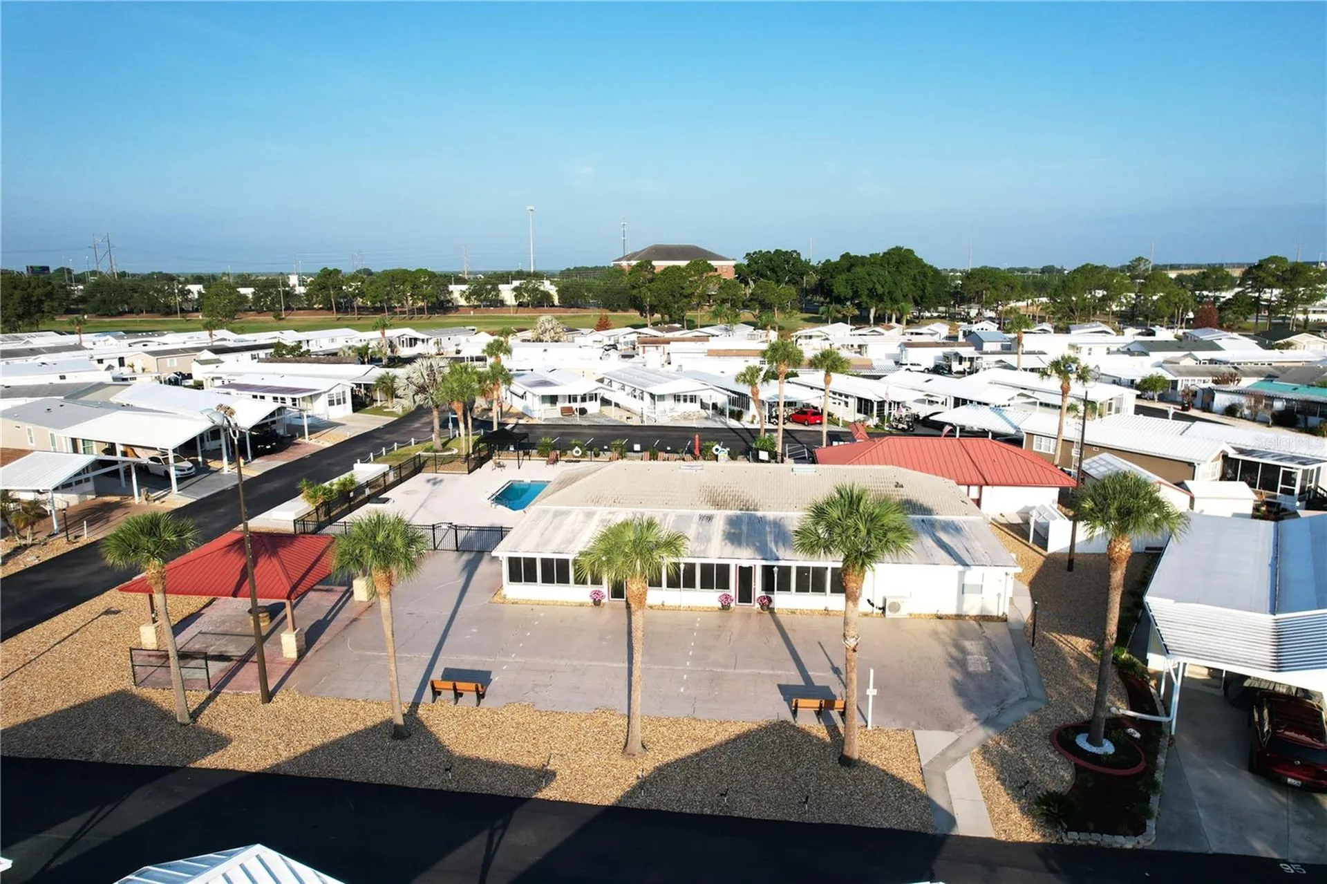 42769 Highway 27 Davenport FL 33837
